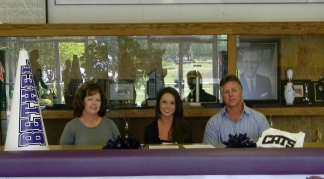 Kelsey Wilson to Cheer for Bethel
